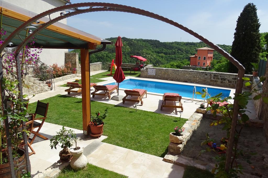 Villa Letizia Oprtalj Ngoại thất bức ảnh